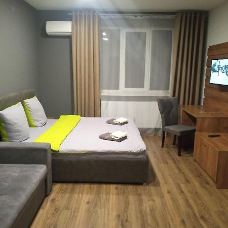 Apartment Yes 41 Ujgorod Dış mekan fotoğraf
